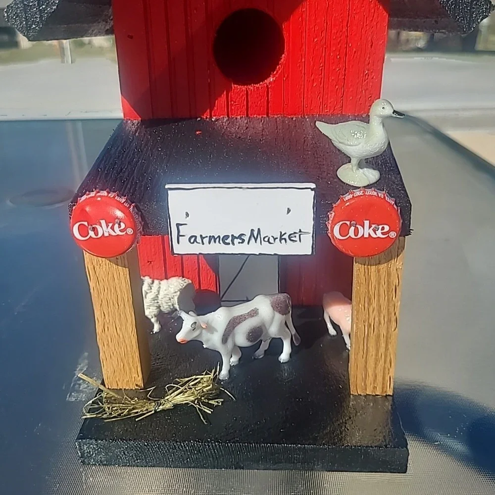 Farmers Market Custom Made New Bird House Amazing‎ Detail & Color 11' by 11'